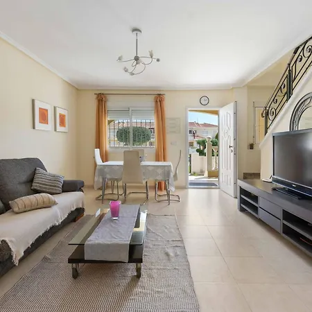 He Huelva Quesada Apartamento *