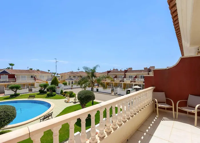 He Huelva Quesada Apartment